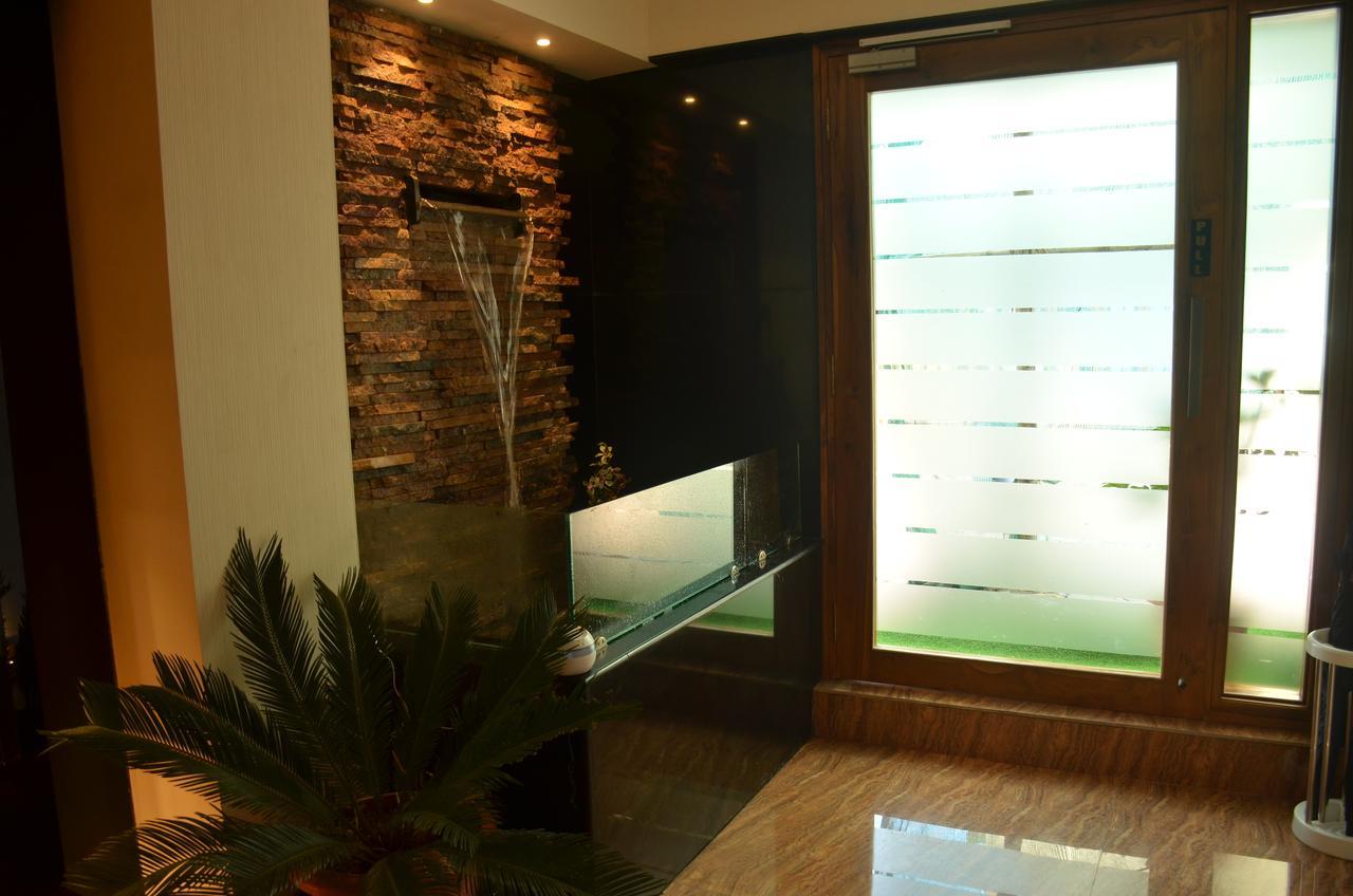Hotel Aura Shillong Kültér fotó