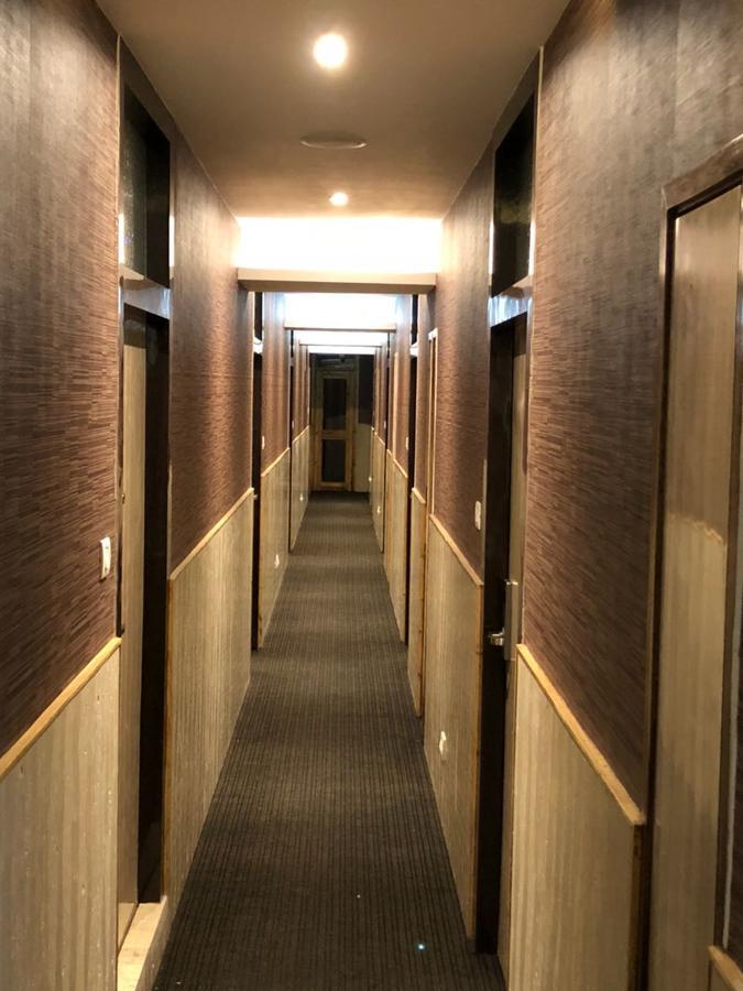 Hotel Aura Shillong Kültér fotó